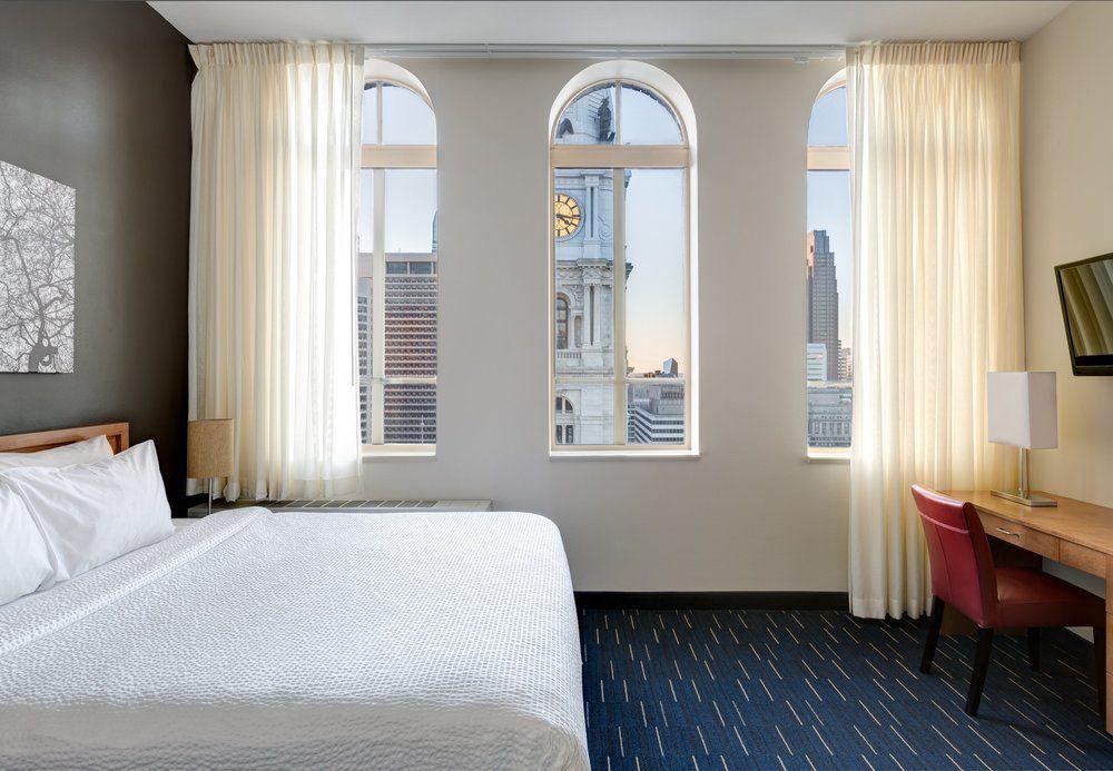 By Marriott Center Hotel 3*