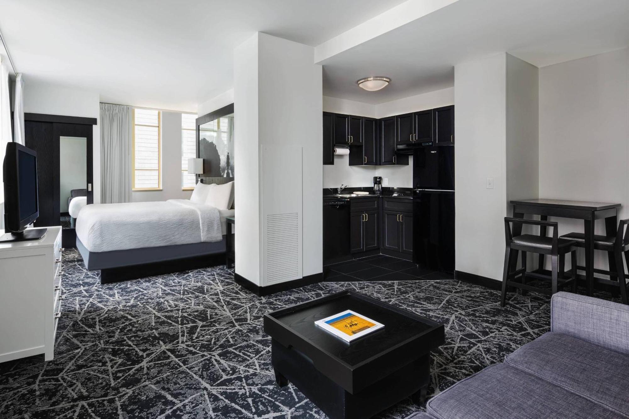 By Marriott Center Filadelfia