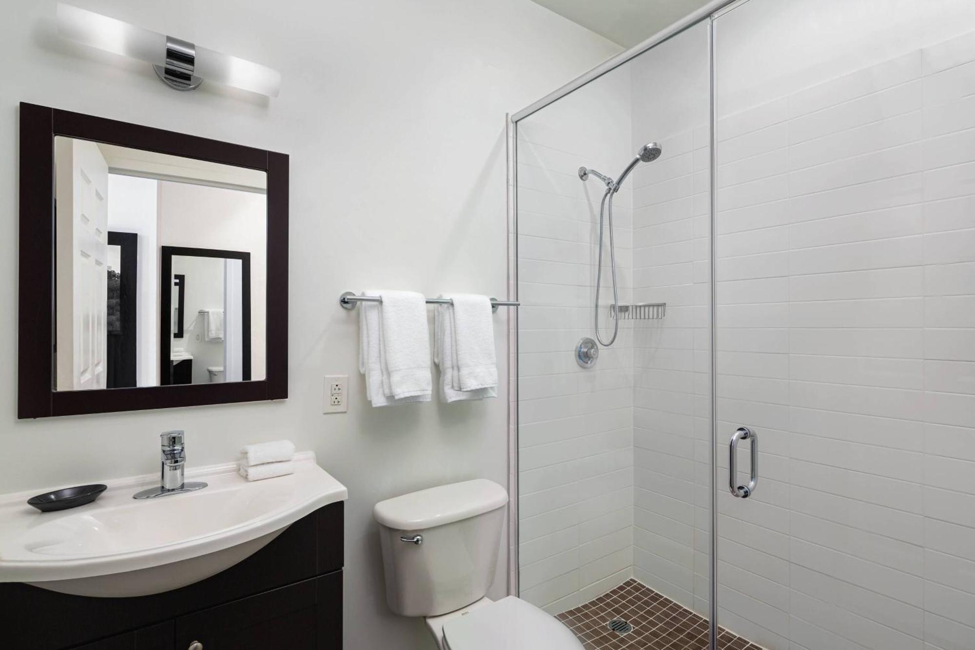Hotel By Marriott Center 3*